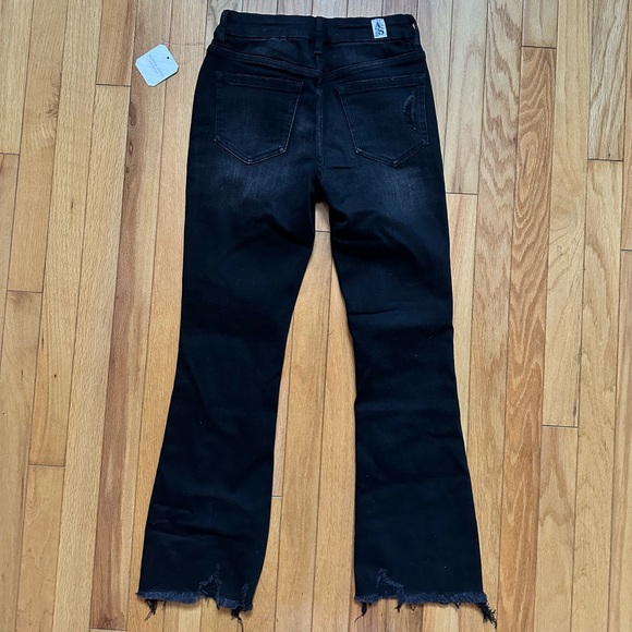 Altar’d state Gianna distressed jeans - Picture 2 of 4